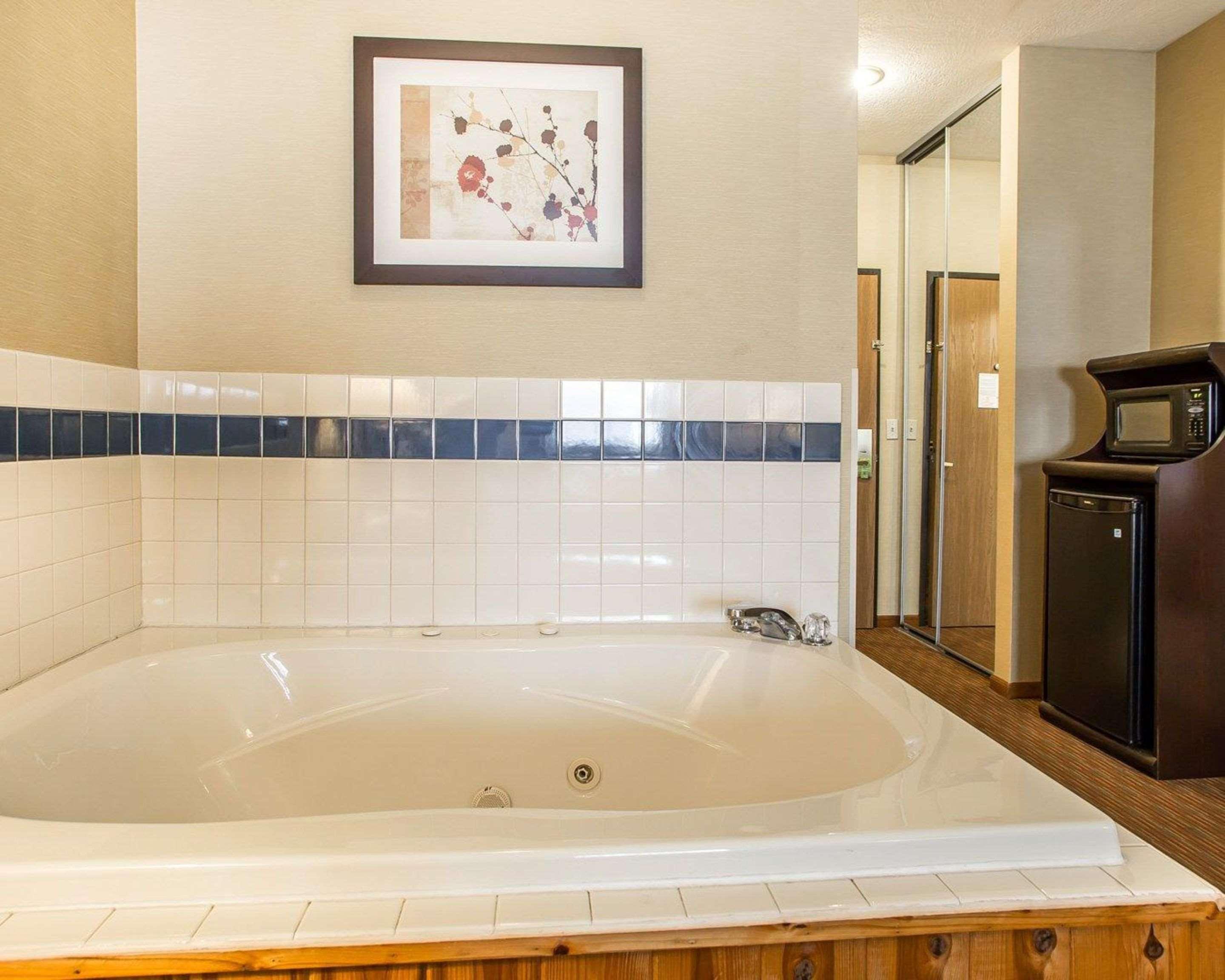 Quality Inn Greenville North Εξωτερικό φωτογραφία